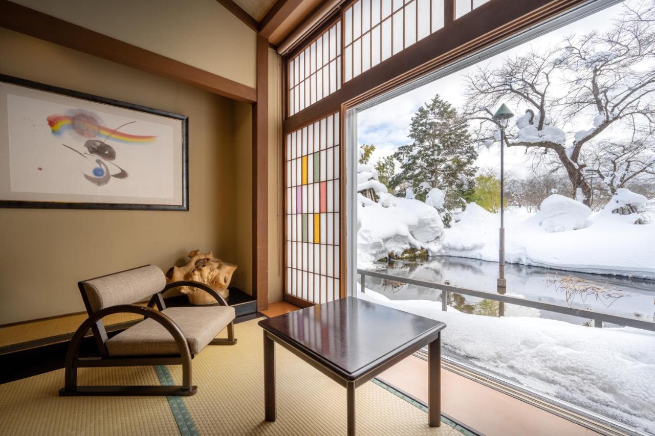 Отель Onogawa Onsen Kajikaso Йонедзава Экстерьер фото